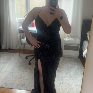 Windsor Black Sleeveless Gown with Plunge Neckline